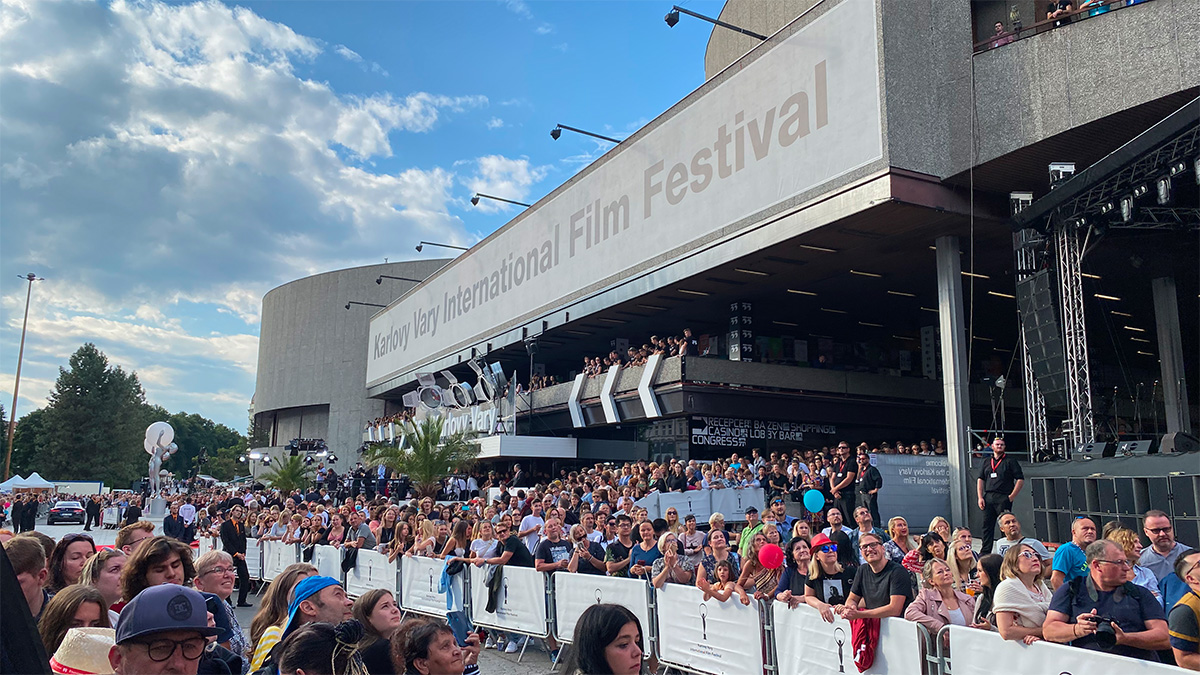 Jak si užít mezinárodní filmový festival v Karlových Varech  |  Krušnohorci