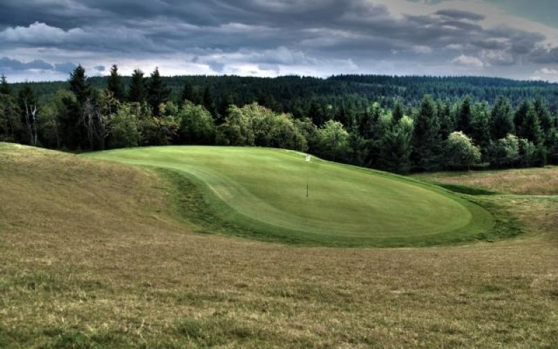 Golf klub Teplice - Cínovec | krusnohorskydvur.cz